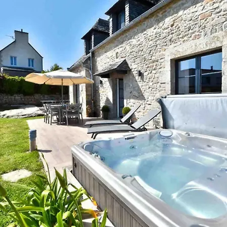 Ty Dag - La Desirade Proche Plage Et Jacuzzi Roscoff Exterior photo